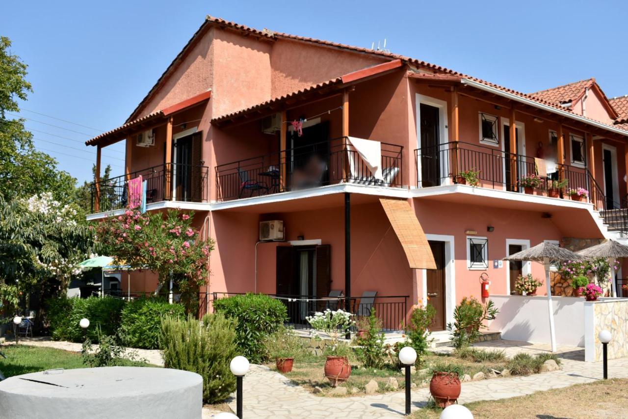 Vassilis Studio'S Perivólion Dış mekan fotoğraf